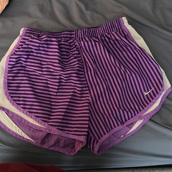 Purple Nike shorts - Picture 1 of 1